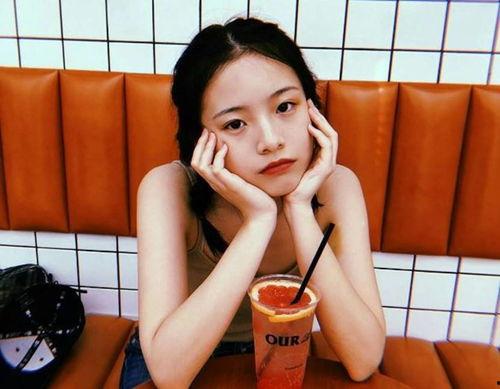 娱乐圈李庚希吃瓜视频,娱乐圈幕后真相大揭秘