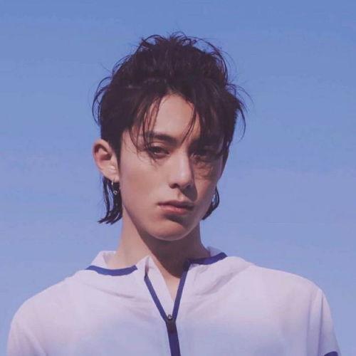 王鹤棣娱乐八卦吃瓜视频,揭秘明星幕后吃瓜瞬间